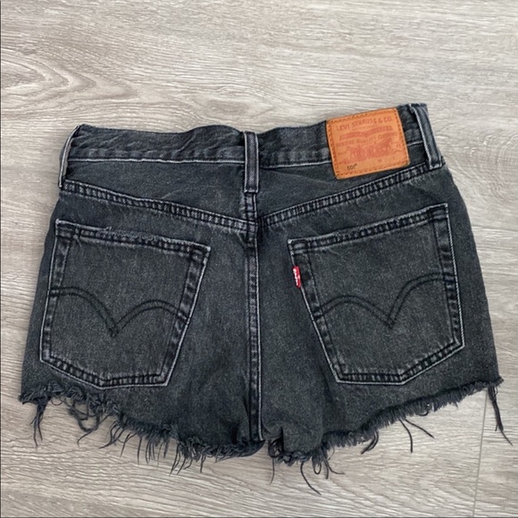 Levi’s 501 high waisted shorts black size 25 - Picture 1 of 4